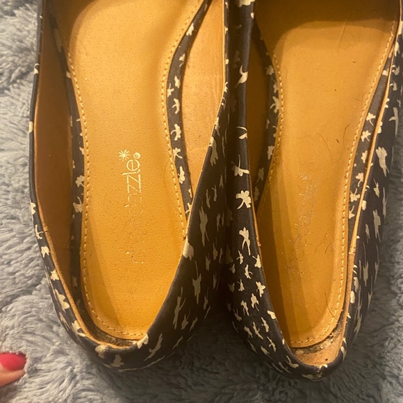 Shoedazxle Floral Bow Women's Flats size 9 - Picture 2 of 8